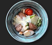 Салат цезарь с курицей по-азиатски