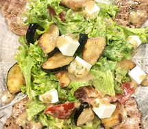 Салат с хрустящим баклажаном