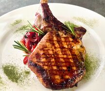 Свиная корейка с кисло-сладким перцем