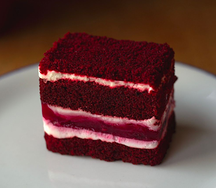 Торт Красный бархат с вишней