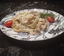 Куриная с грибами в сливочном соусе