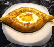Хачапури по-аджарски