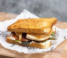 Клаб-сэндвич с куриной грудкой