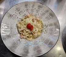 Феттуччине с креветками в белом вине