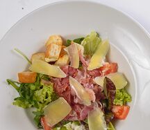 Цезарь с беконом