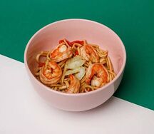 Паста с креветками и сельдереем