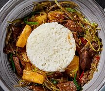 Говядина с овощами по-пекински