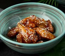 Азиатские крылышки в кисло-сладком соусе