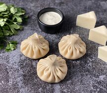 Хинкали с сыром и зеленью