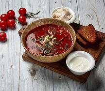 Суп Борщ с сальцом и ржаными гренками