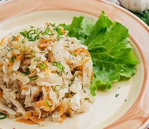 Тушеная квашеная капуста