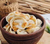 Вареники с сырым картофелем и салом