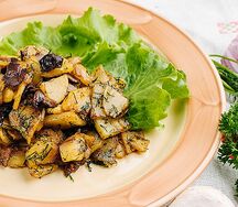 Картофель, жаренный с грибами