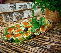 Завитки с семгой