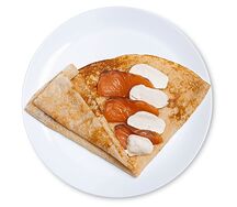 Блин Сытный с лососем и сливочным сыром