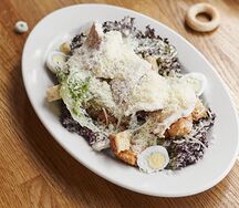 Цезарь с курицей