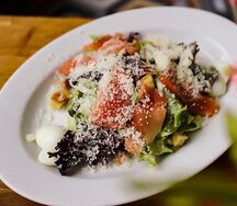 Цезарь с лососем