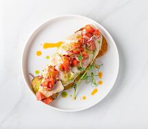 Куриная грудка с картофелем и сальсой