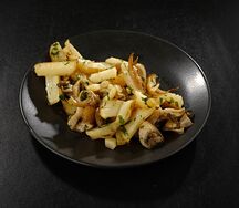 Жареный картофель с грибами