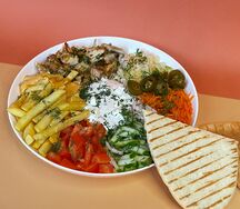 Шаверма на тарелке