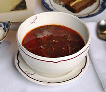 Борщ по-шаляпински с копченым черносливом