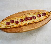 Пиде с суджуком и сыром