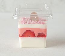 Десерт сметанный Клубника