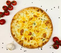 Пицца Четыре сыра 