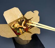 Wok соба с морепродуктами 
