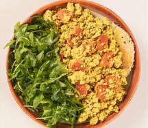 Трюфельный скрембл с томатами и прованскими травами