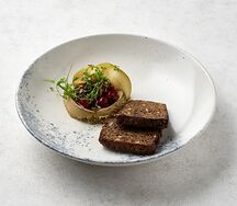 Паштет из Куриной Печени с маринованной вишней и ферментированным яблоком 