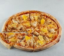 Курица и ананас