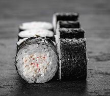 Ролл с сурими