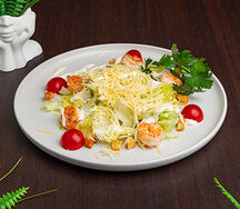 Салат Цезарь с креветками