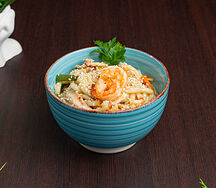 Вок с креветками и овощами