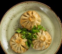 Хинкали жареные с грибами
