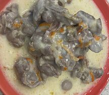 Желудочки куриные сливочном соусе