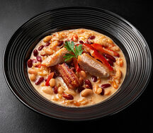 Суп с куриным филе и беконом