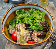 Фирменный салат с телятиной