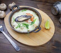 Жюльен с морепродуктами