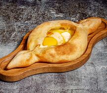 Хачапури по-аджарски