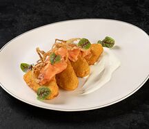 Драники с лососем фирменного посола