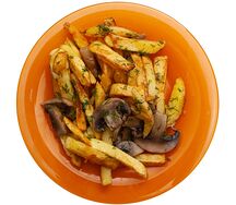 Жареный картофель с грибами