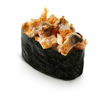 Гункан с курицей и угрем