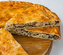 Большой дагестанский пирог с курицей и грибами