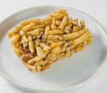 Чак-чак с медом и орехами