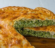 Большой дагестанский пирог зелень и творог