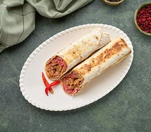 Шавурма с цыпленком, и маринованными овощами от шефа