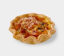 Киш с форелью и шампиньонами