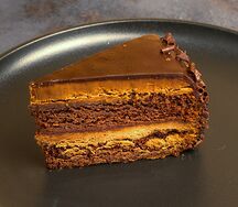 Чизкейк три шоколада